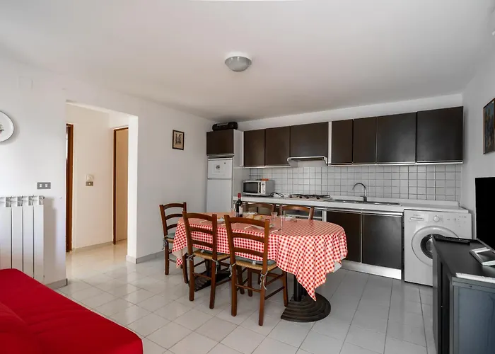 La Castellana Villa *